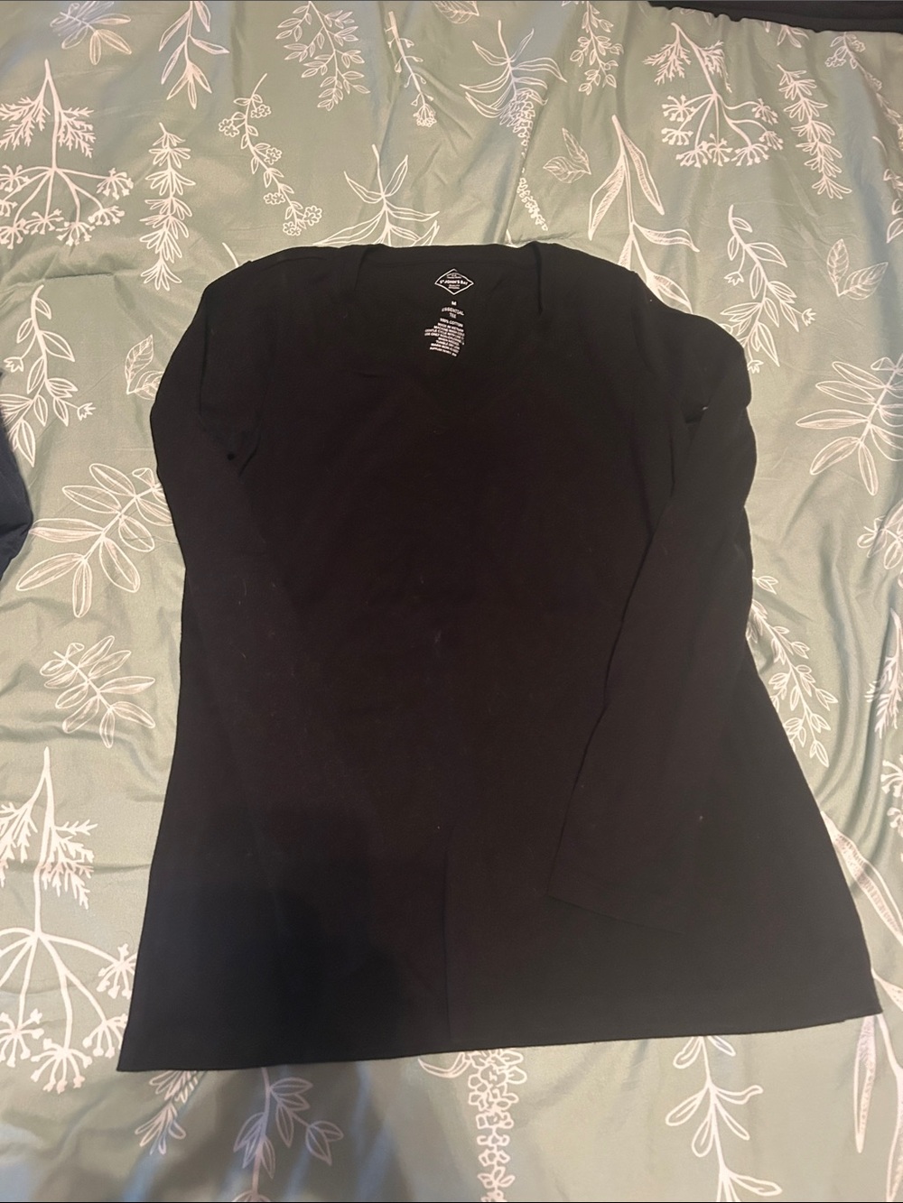 St. John's Bay Black Long Sleeve Women's Tee